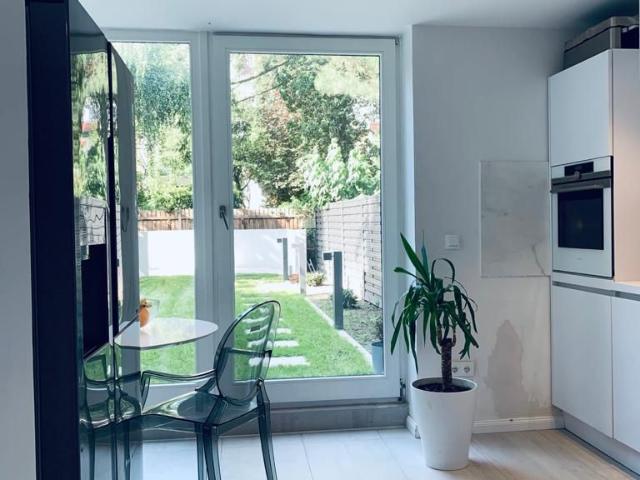 Modern 2Z. Apartment with garden, Bremen Amsterdam Apartments for Rent