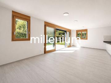 Modern 7P house with independent studio