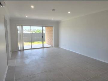 Modern 4 Bed Home I Perfect Central Location