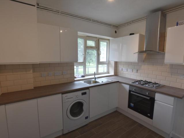 Modern 4 Bed Property | Prime Fulham Location