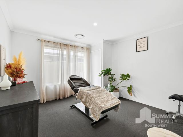 Modern 4 bed x 2 bath. Light Filled, Low Maintenance and Move In Ready