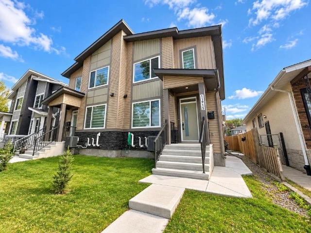 MODERN 4 BEDROOM MAIN & UPPER DUPLEX UNIT WITH DOUBLE GARAGE — 4 Bedrooms Main Floor