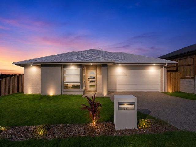 Modern 4 Bedroom Brand New Home Available for $680 per week!