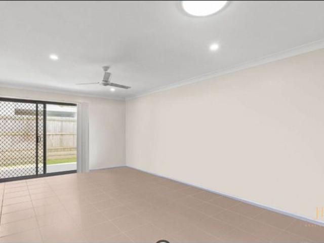 Modern 4 Bedroom Duplex – 4 Narella Street, Collingwood Park
