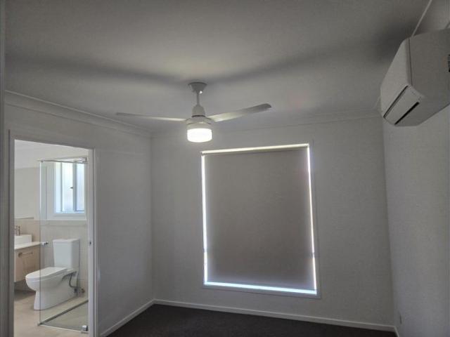 Modern 4 Bedroom Duplex, Coastal Living at its best!