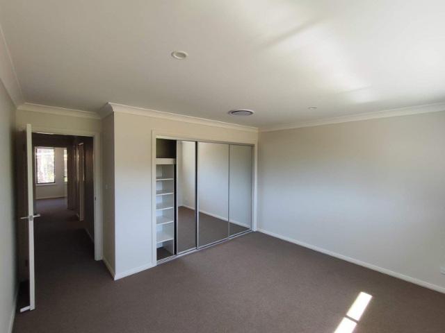 Modern 4 Bedroom Duplex + Separate Study Appliances Included