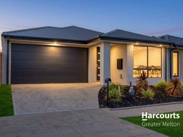 Modern 4 Bedroom Family Home Near New & Close to Everything