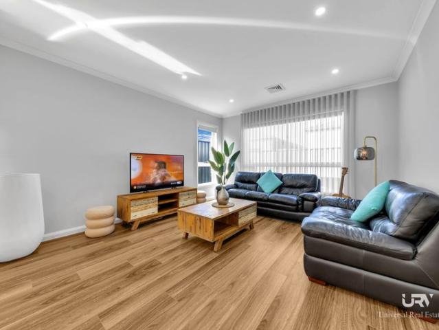 Modern 4 Bedroom Family Home for Rent !