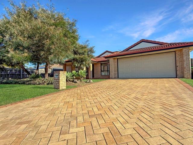 Modern 4 Bedroom Family Home in Ningi
