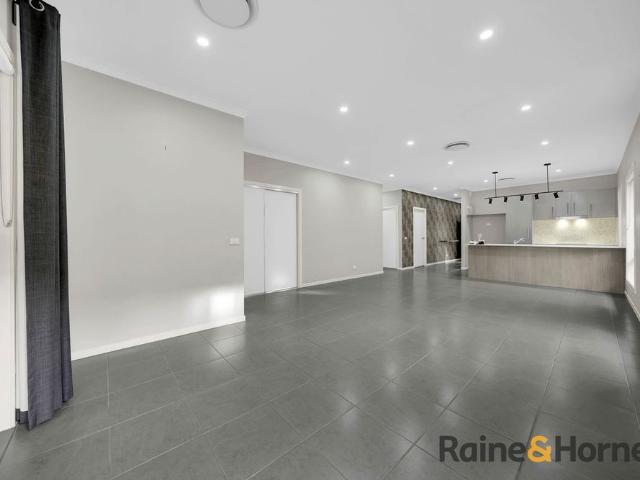 Modern 4 Bedroom Family Home in a Quiet Court