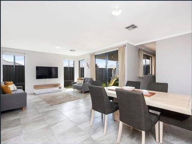 Modern 4 Bedroom Family Home in Prime Brabham Location