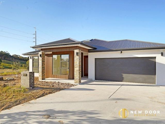 Modern 4 Bedroom Family Home Perfect for Comfort and Style!
