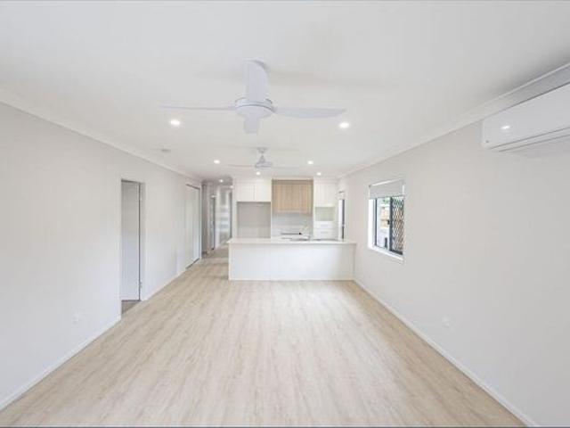 Modern 4 Bedroom Family Home with Comfort & Convenience