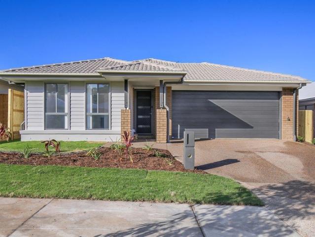 MODERN 4 BEDROOM FAMILY HOME WITH GOOD SIZE OPEN PLAN KITCHEN LIVING AREA THAT OPENS ONTO ALFRESCO DINING AREA. CLOSE TO PARKS AND WALKING TRACKS