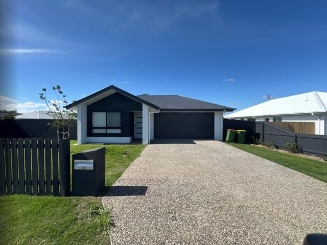 Modern! 4 Bedroom Family Home with Dual Living Areas on a 650m2 + Block