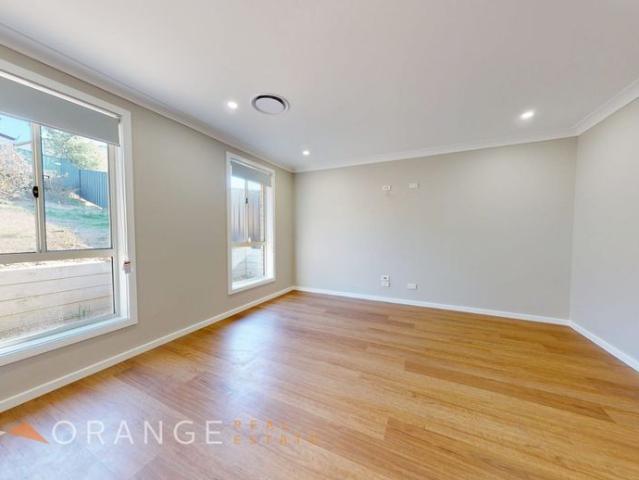 Modern 4 Bedroom Family Home