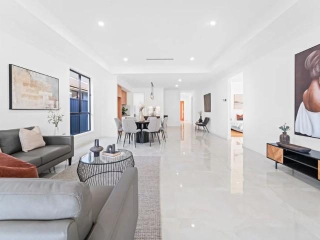 Modern 4 Bedroom Family Home