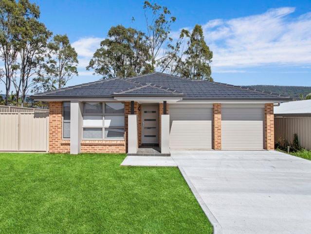MODERN 4 BEDROOM FAMILY HOME