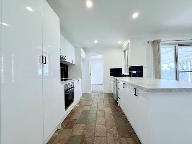 Modern 4 Bedroom Family Home