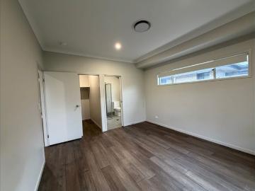 Modern 4 Bedroom Family Home