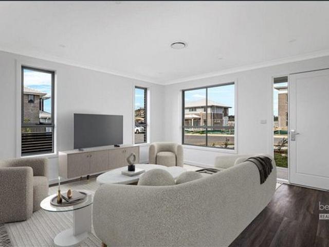 Modern 4 Bedroom Home