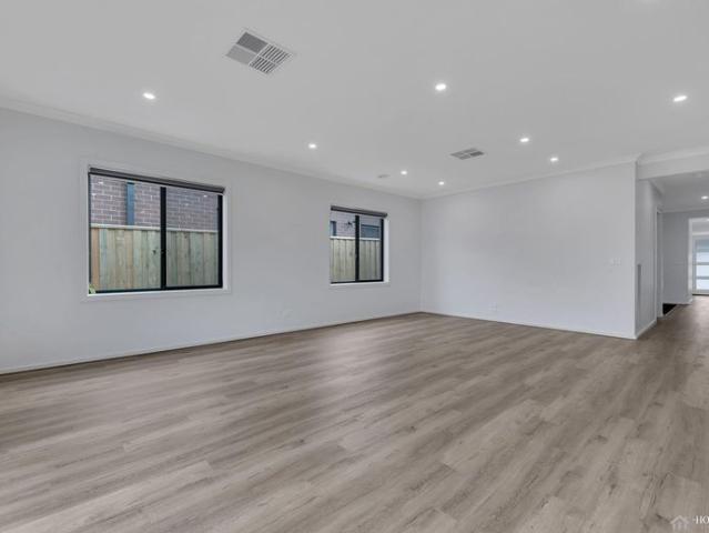Modern 4 Bedroom Home