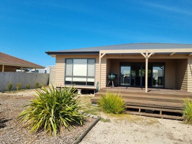 Modern 4 Bedroom Home