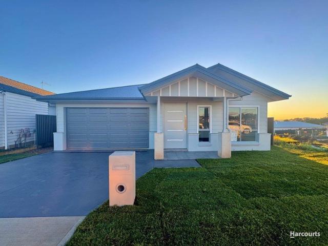 Modern 4 Bedroom Home Designed for Comfort