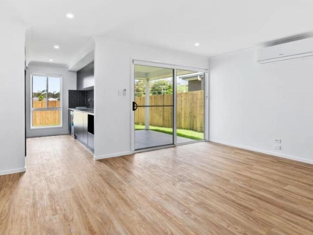 Modern 4 Bedroom Home in Bellbird Park