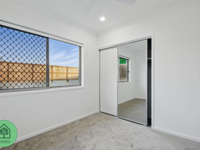 Modern 4 Bedroom Home in great location A Perfect Blend of Comfort and Convenience!