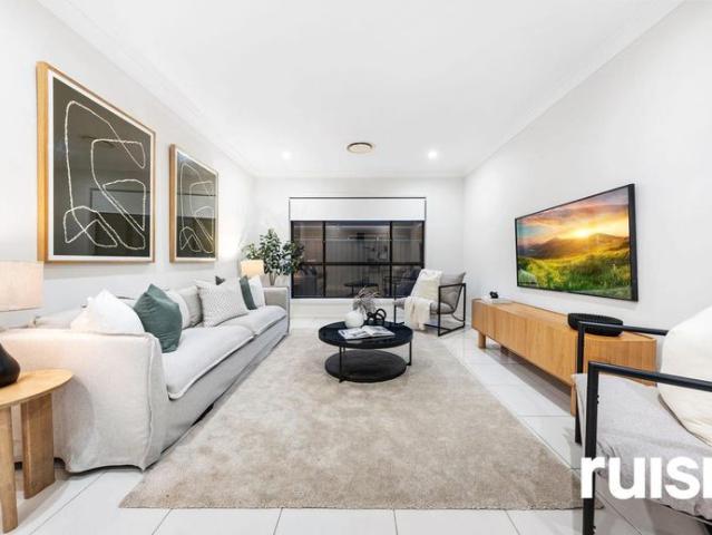 Modern 4 Bedroom Home in Oran Park