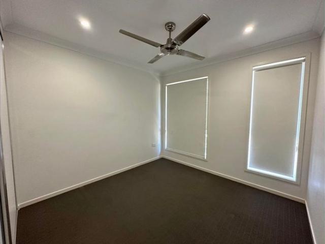Modern 4 bedroom home in Riverstone Rise