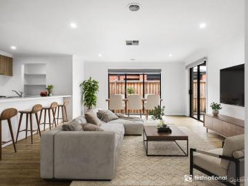 Modern 4 Bedroom Home with Three Living Zones