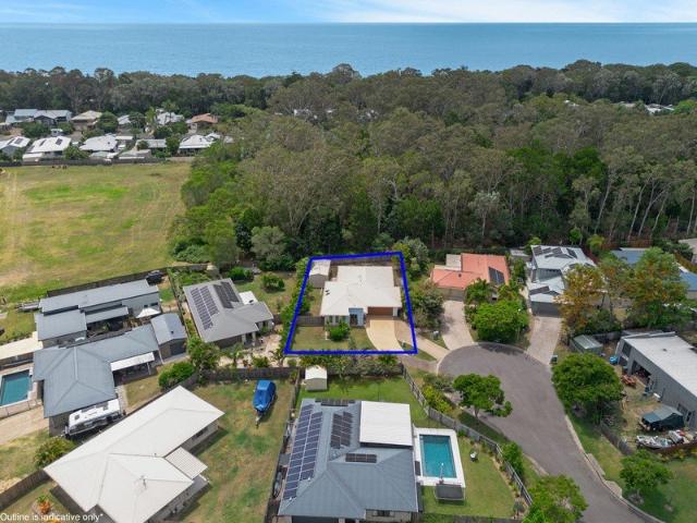 Modern 4 Bedroom Home with Nature Reserve Views