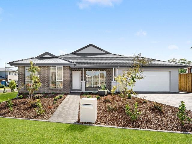 Modern 4 Bedroom House | Move in now