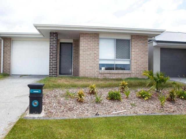 MODERN 4 BEDROOM HOUSE