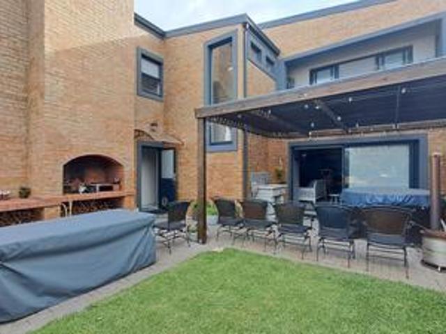 modern 4 bedroom lock up and go holi.