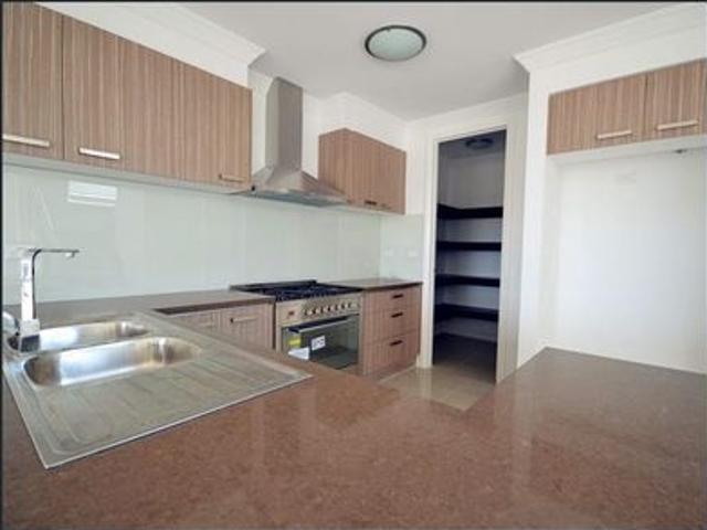 MODERN 4 BEDROOM PLUS STUDY HOME