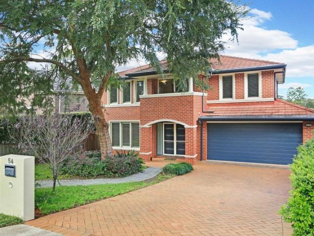 MODERN 4 BEDROOM + STUDY HOME