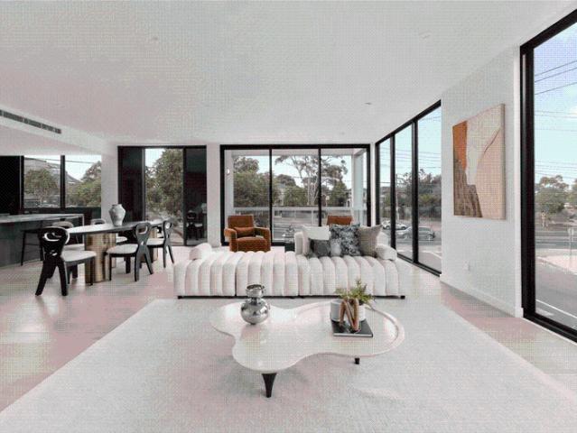 Modern 4 Bedroom Townhouse in Prime Doncaster Location