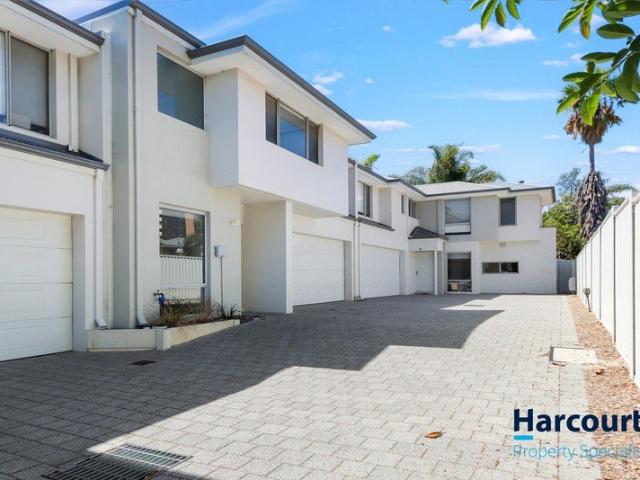Modern 4 Bedroom Townhouse in Prime Glendalough Location