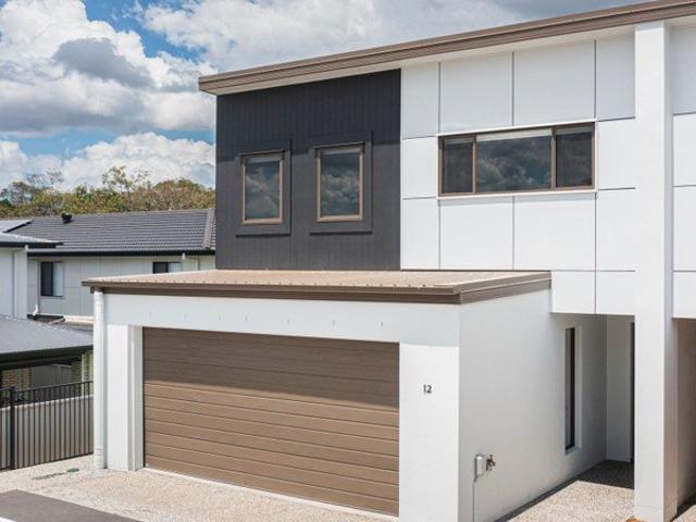 Modern 4 Bedroom Townhouse | Secure Investment or Your Next Home