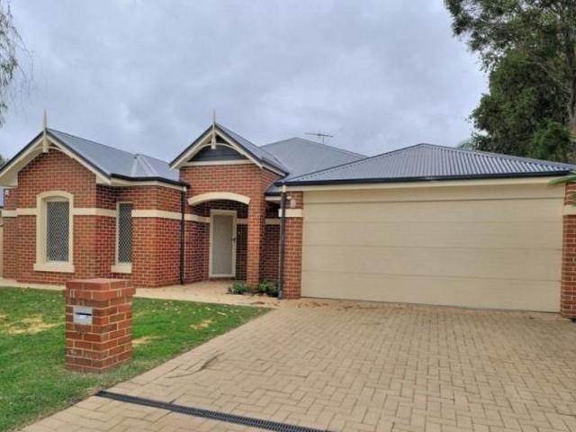 Modern 4 by 2 Family Home in Prime Bassendean Location!