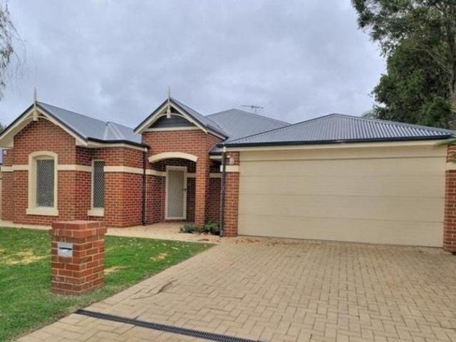 Modern 4 by 2 Family Home in Prime Bassendean Location!