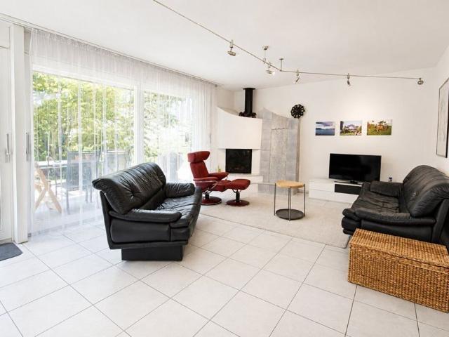 Modern 5.5 room detached house with garden