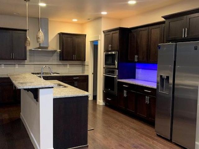 Modern 5 Bedroom Bothell Home with Chef’s Kitchen, Loft & Covered Outdoor Living