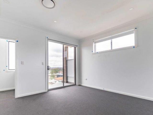 Modern 5 Bedroom Duplex