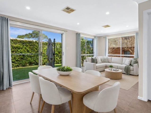 MODERN 5 BEDROOM FAMILY HOME IN BEACON HILL