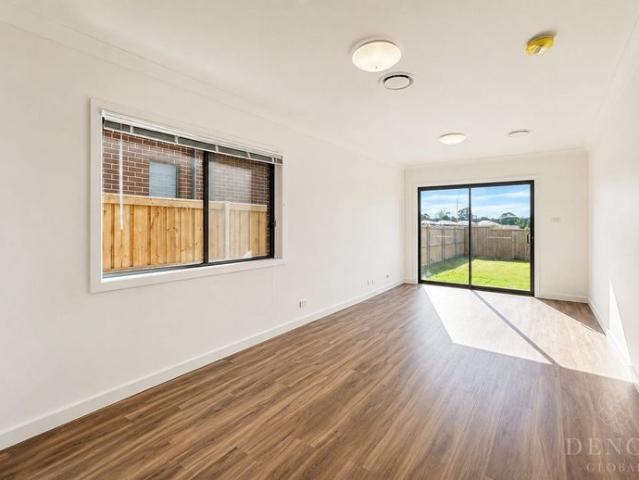 Modern 5 Bedroom Family Home in Leppington – Spacious, Comfortable & Convenient
