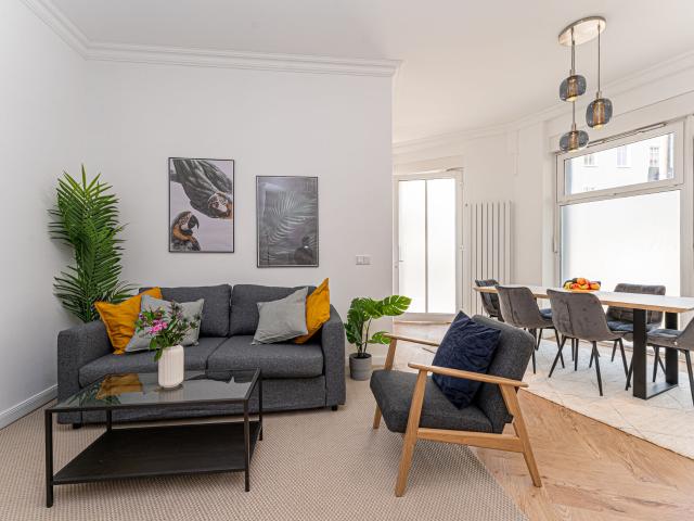 Modern 5 Room Apartment with 4 Bedrooms in Berlin Köpenick